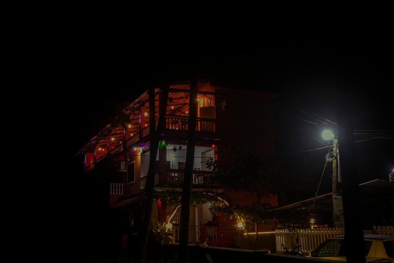 Bonds Hostel Candolim Dış mekan fotoğraf
