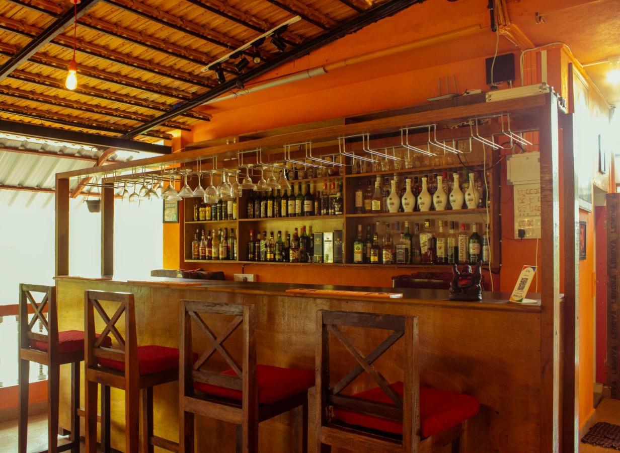 Bonds Hostel Candolim Dış mekan fotoğraf
