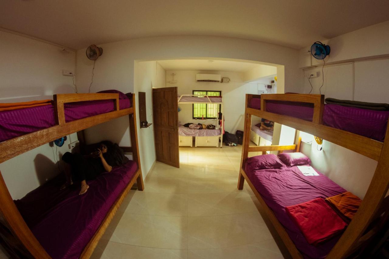 Bonds Hostel Candolim Dış mekan fotoğraf