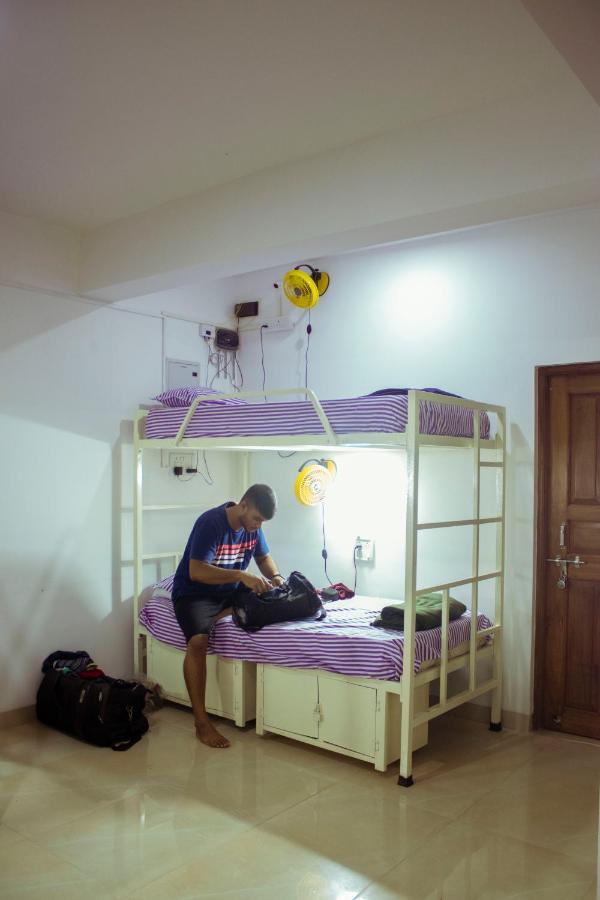 Bonds Hostel Candolim Dış mekan fotoğraf